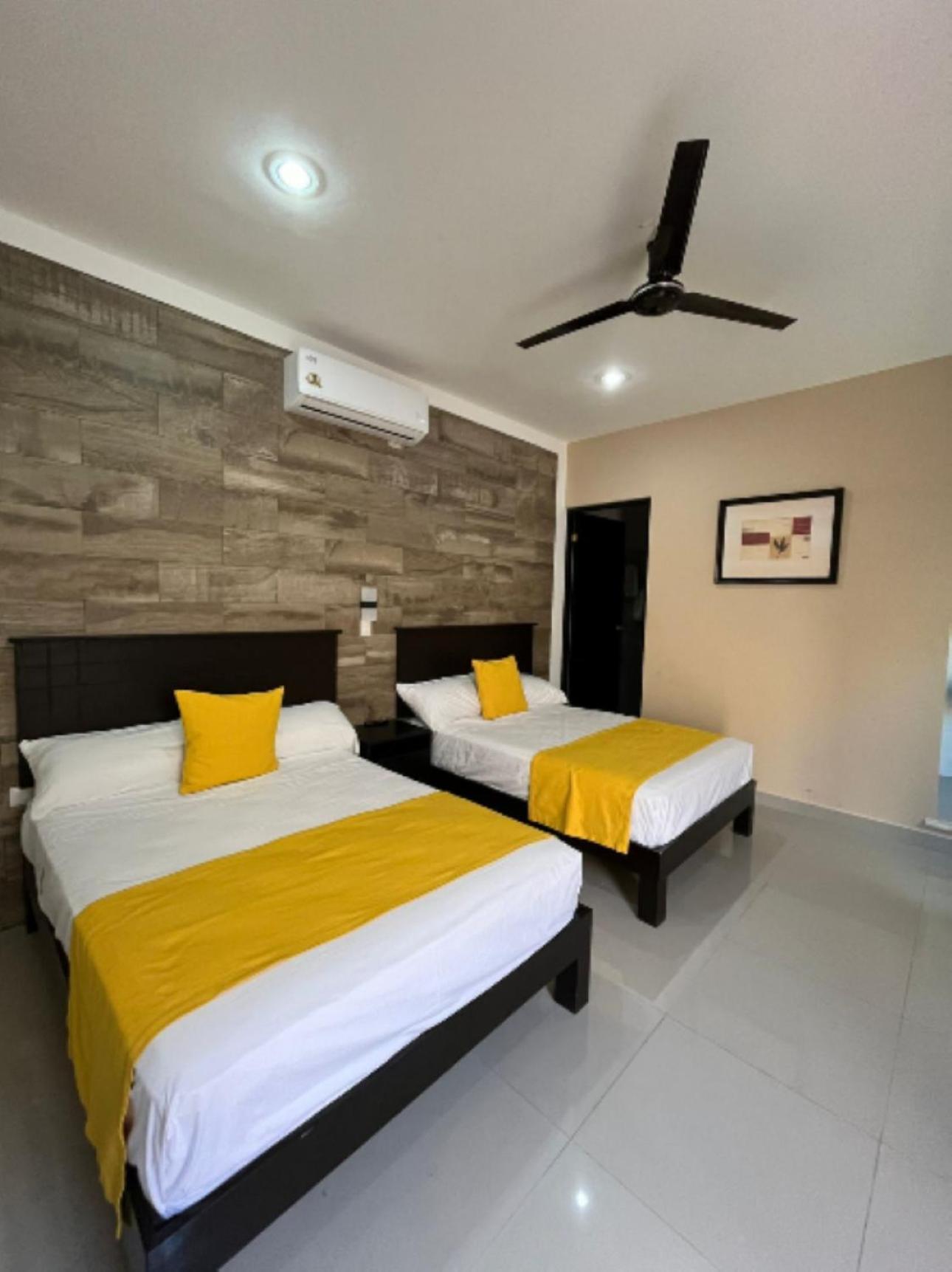 Hotel Zibahun วัลลาโดลิด ภายนอก รูปภาพ